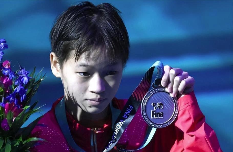 在东京奥运, 入学背后的